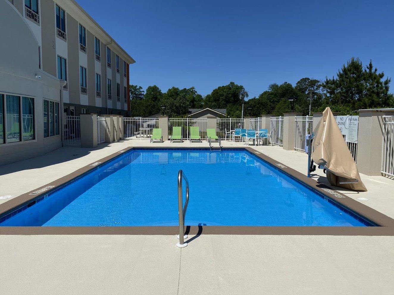 Holiday Inn Express & Suites - Enterprise By Ihg Εξωτερικό φωτογραφία