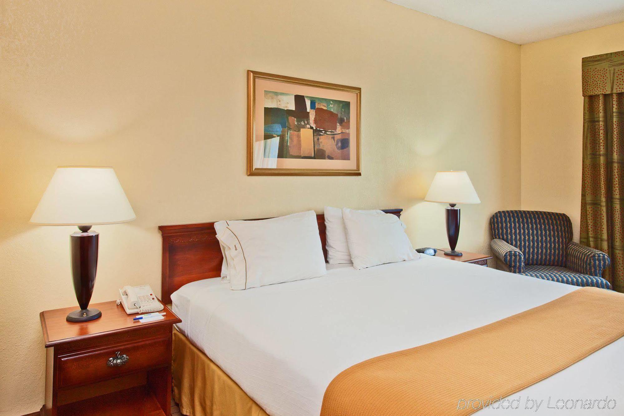 Holiday Inn Express & Suites - Enterprise By Ihg Δωμάτιο φωτογραφία